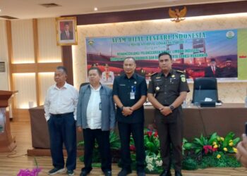 Seminar Nasional Lingkungan Hidup, Diselenggarakan Oleh Alam Hijau Lestari Indonesia AHLI