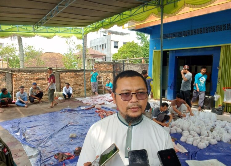 Bambel BTA 70 Premier Menggelar Pemotongan Hewan Qurban dan di Bagikan Ke Masyarakat Yang Membutuhkan