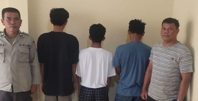 Polsek Talang Padang Bekuk 3 Pelaku Perampas Handphone 