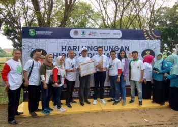 Kabupaten Muba Mendapatkan Penghargaan Trophy dan Piagam Penghargaan Bidang Lingkungan