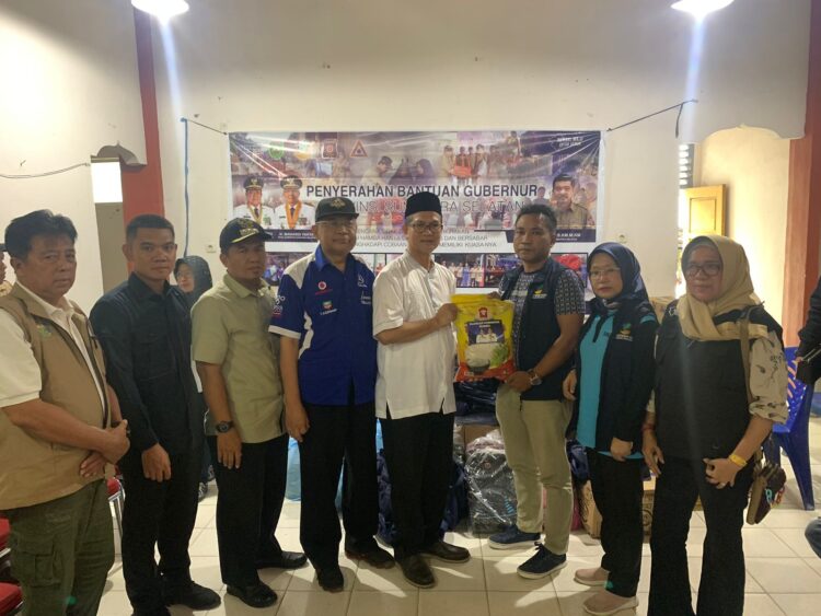 Gubernur Provinsi Sumsel H Herman Deru Melalui  Dinas Sosial Provinsi Sumsel Memberikan Bantuan Kebakaran