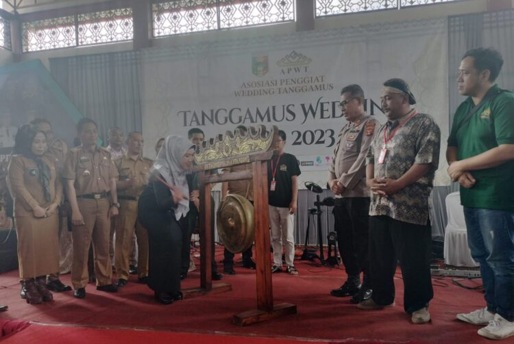 Bupati Tanggamus Membuka Penggelaran Wedding Expo 