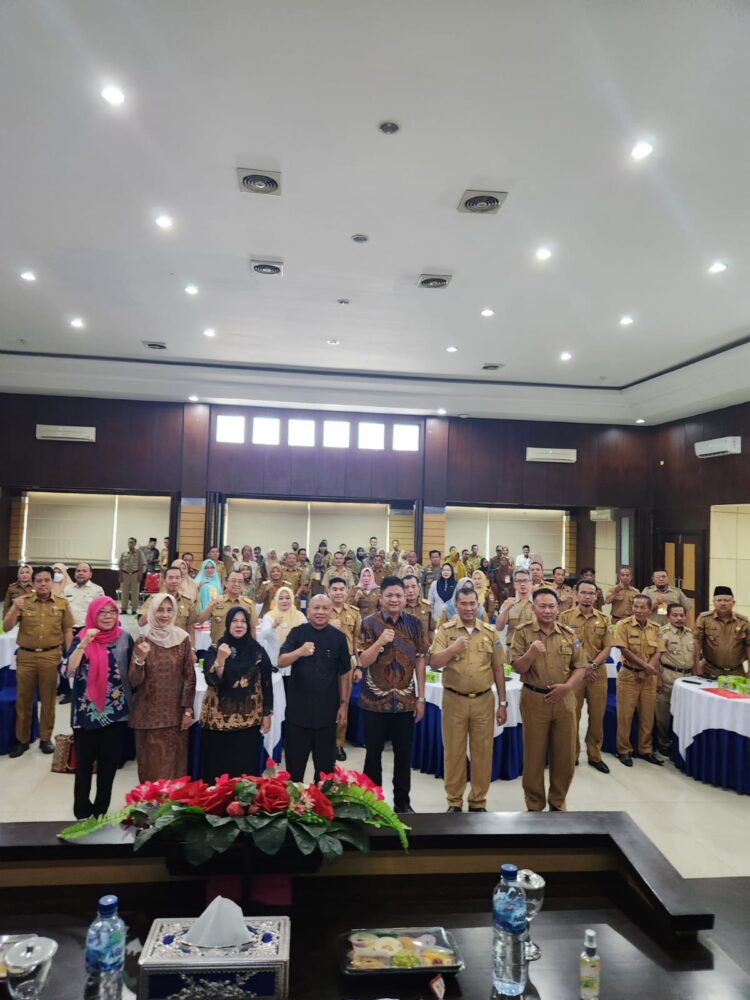 BPKSDM Kabupaten Ogan Komering Ulu Timur (OKU TIMUR), Adakan Pelatihan Peningkatan Kinerja ASN Mengenai Teknik dan Etika Berkomunikasi Di Lingkungan Pemerintahan Kabupaten OKU Timur