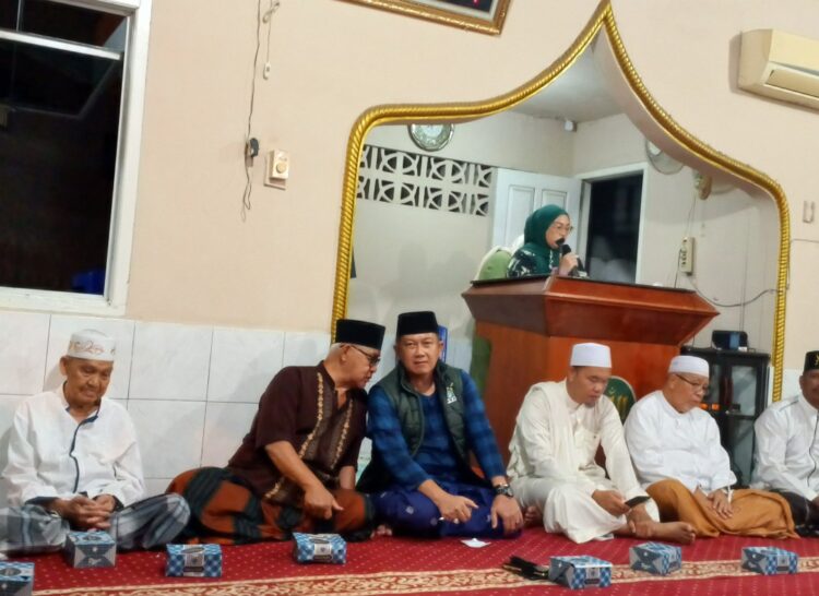 Kegiatan Maulid Nabi Di Langgar Nurul Hudah Yang Dihadiri H. Herman Wijaya