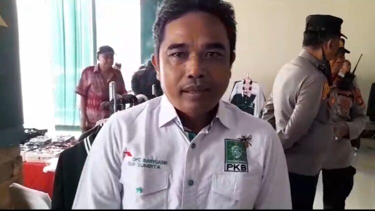 Dengan Semangat Emi Sumirta Menyempatkan Diri Hadir Di Rakerwul PKB Sumatera Selatan
