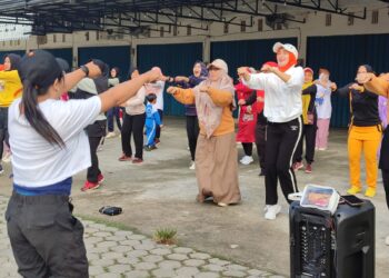 Senam Sehat Dan Berobat Gratis Bersama Joyce Sandra, Caleg DPRD Kota Palembang