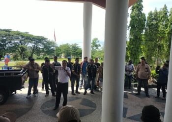 Aksi Damai Menuntut Copot Pejabat Salahkan Wewenang