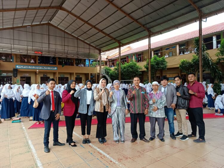 Penyuluhan Hukum Yang Digelar LBH Ampera Jaya Sumsel Di SMP Negeri 10 Palembang