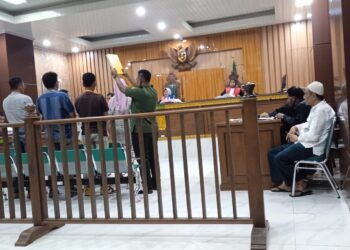 Sidang Yang Menghadirkan Saksi Perkara Penggelapan Dalam Jabatan Dan Atau Penggelapan Dan Atau Pemalsuan Surat