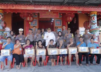 Jelang Imlek Kapolres Lamsel Bercengkrama Ramah Di Vihara Dharma Sasana Kalianda