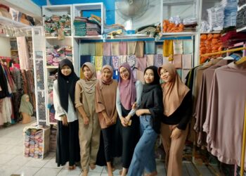 Jual Grosir Dan Eceran, Hijab Termurah Dan Terlengkap Di Istana Hijab Palembang, Menyediakan Berbagai Macam  Jilbab