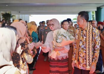 Pisah Sambut Pj.Bupati Pringsewu Berlangsung Penuh Haru