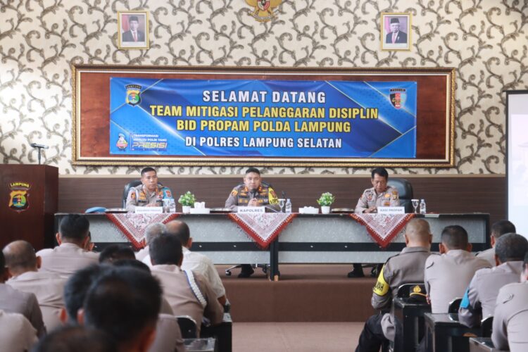 Meminimalisir Pelanggaran Anggota, Bidpropam Polda Lampung Lakukan Mitigasi Pelanggaran Disiplin Di Polres Lampung Selatan