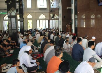 Polda Sumsel dan jajaran gelar sholat Idul Fitri I Syawal 1445 Hijriah