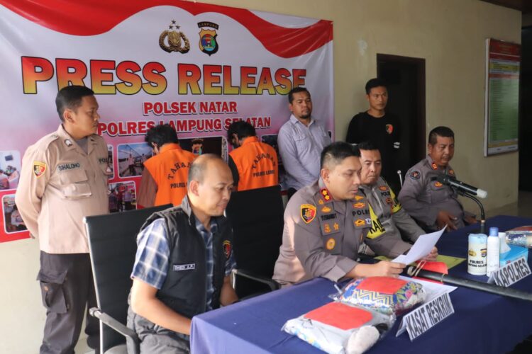 Tekab 308 Polsek Natar Ringkus Ayah dan Kakek Kandung Setubuhi Gadis 15 Tahun