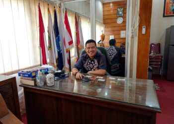 DR. Utui Tatang Suntani, ST. MM Kepala Sekolah SMA Negeri 11 Mengucapkan Selamat Hari Pendidikan Nasional
