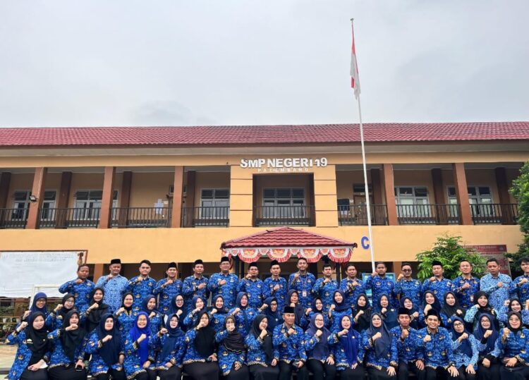 Wahyuni S.Pd.M.Si Mengucapkan Selamat Hari Lahir Pancasila