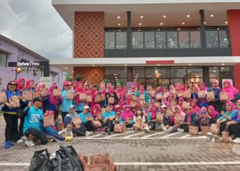 Senam Bersama Tim Bakal Calon Gubernur Sumsel Ir.Hj.Holda M.Si Bersama Kelompok Senam Prabumulih (KSP)