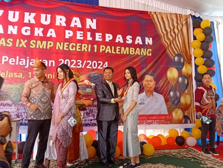 Syukuran Dalam Rangka Pelepasan Siswa-siswi SMP Negeri 1 Palembang