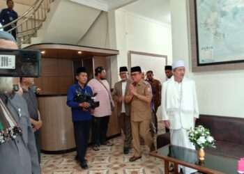 Pembukaan Mudzakarah Ahlul Halli Wal Agdi Ke-7 Tahun 1445 H Diselenggarakan Oleh Yayasan Pendidikan Dan Dakwah AKUIS