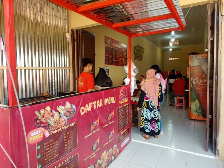“Sambal Bakar Mantap” Hadir Di Kota Palembang Dengan Khas Sambal Yang Pedas