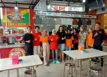 Grand Opening Cafe & Resto Mie Legend Agam Celentang