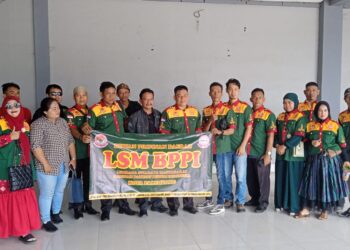 Dr. Nasokha SH.MH  Bersilahturahmi Dengan Pengurus LSM BPPI Kota Palembang