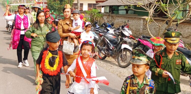 Meriahkan HUT RI ke 79 TK Pratama Widya Pasraman Adhitya Adhyapala Gelar Carnaval