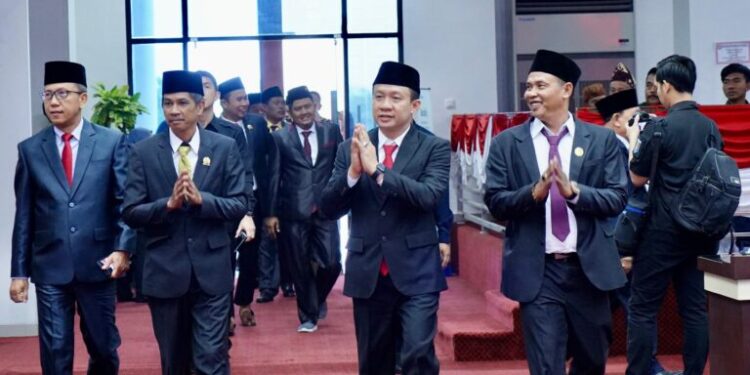 Pj.Bupati Pringsewu Hadiri Rapat Paripurna Istimewa
