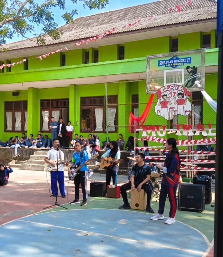Kegiatan Lomba Dalam Memeriahkan HUT RI Ke-79 Di SMAN 17 Palembang