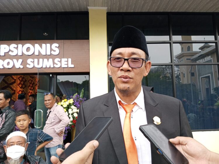 Sah Jauhari A. MA di Lantik Menjadi Anggota DPRD Provinsi Sumsel