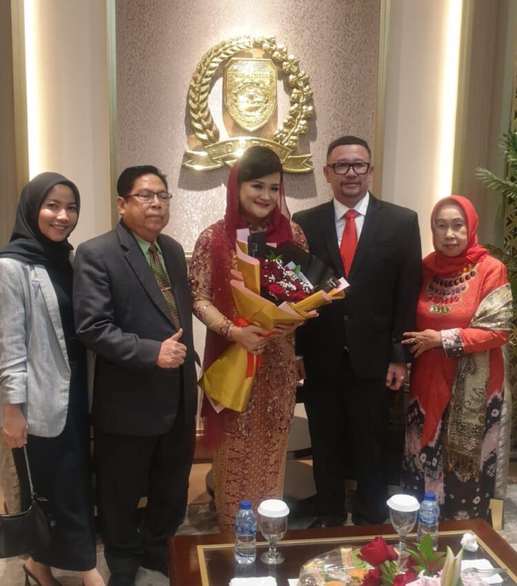 Putri Alex Noerdin,Lury Elza, SH, M.Kn Dapil Sumsel 6 Fraksi Partai Golkar Resmi Di Lantik