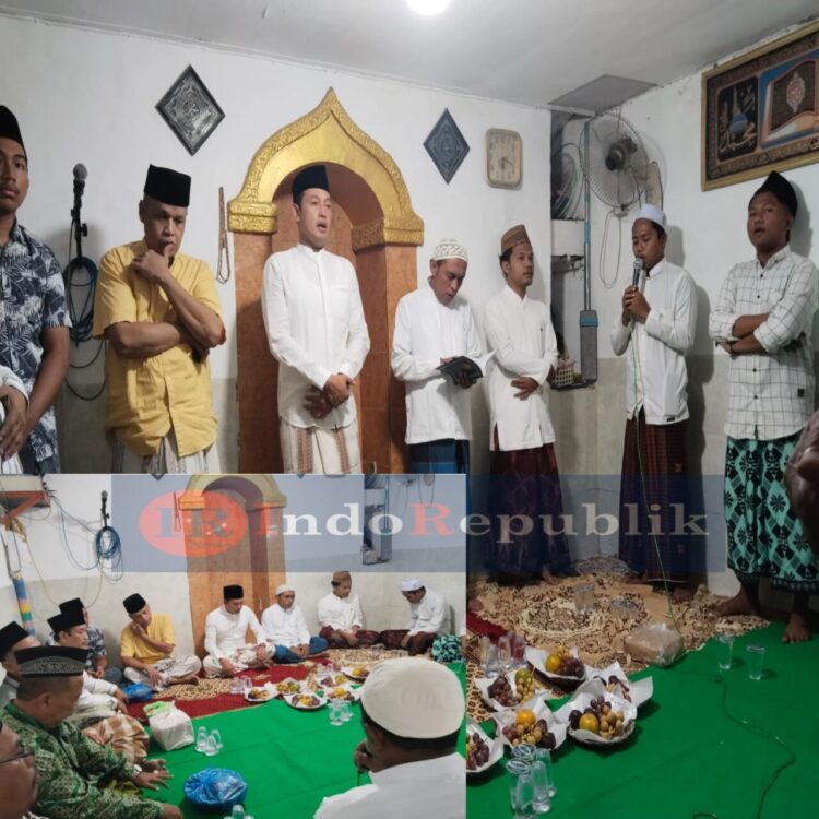 Warga Seruni Dalpenang Sampang Bershalawat bersama H.Abdullah Hidayat