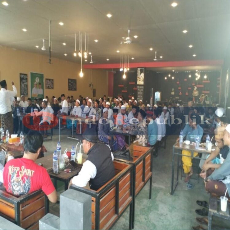Dianggap Mampu Berikan Perubahan Positif Untuk Sampang, Alumni PP Banyuanyar Pamekasan Siap Menangkan Paslon MANDAT