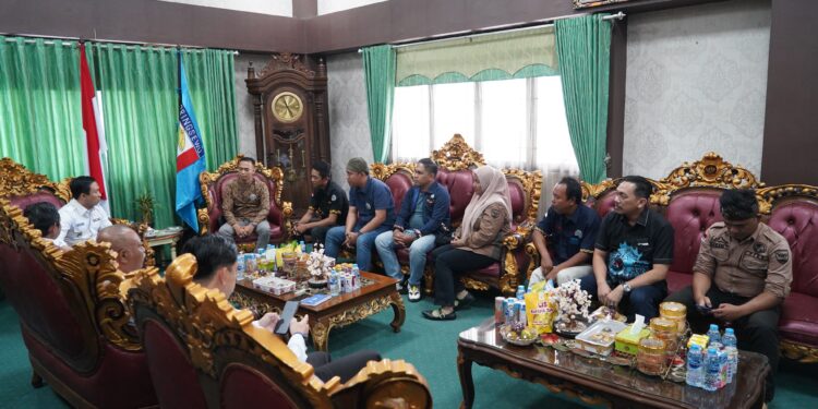 Pj.Bupati Pringsewu Berharap IWO Miliki Ciri Khas