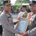 Kapolres Nganjuk Pimpin Upacara Kenaikan Pangkat Pengabdian Periode 1 Oktober 2024 dan Pemberian Piagam Penghargaan Anggota Berprestasi