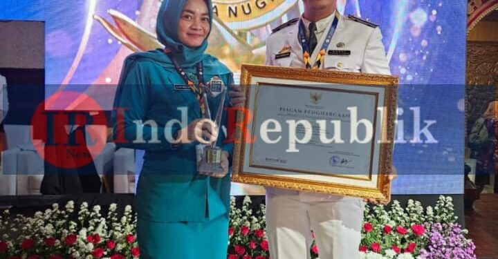 Rio Remota Terima Prestasi Bergengsi di Bali, Hanura Raih Juara II Desa Teladan