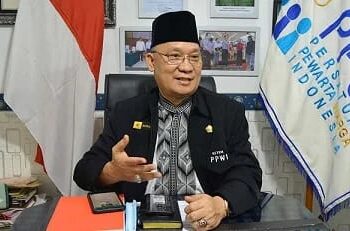 Ketum PPWI Wilson Lalengke Menilai Kapolres Pringsewu Benar-Benar Goblok !! Terkait Himbauan Kapolres Kemitraan Media dan Wartawan