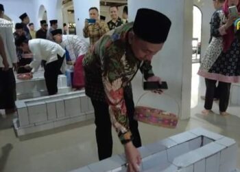 Lanjut Giat Ziarah Ke Makam Leluhur Sukapura Pjs Bupati Tasikmalaya Berziarah Ke Komplek Makam Pamijahan