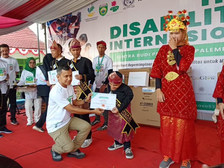 Sentra Budi Perkasa Palembang (UPT Kemensos) dukung PPDI, HWDI dan FORKESI Sumsel selenggarakan Hari Disablitas Internasional (HDI) 2024