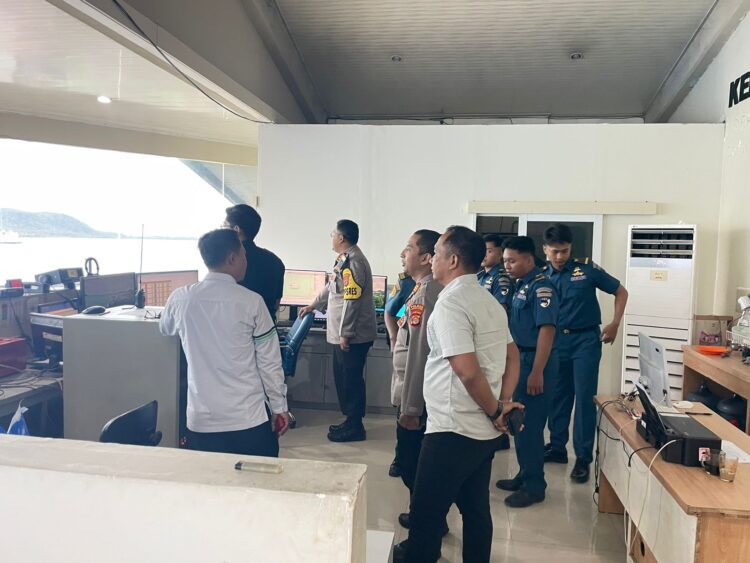 Kapolres Lampung Selatan Pantau kondisi Cuaca di Pelabuhan Bakauheni
