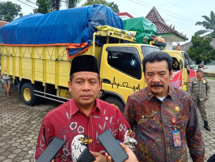 H. Askweni S. Pd Kunjungan Kerja Komisi VIII DPR RI Dalam Rangka Pertemuan Penyaluran Bantuan Sosial