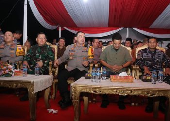 Kapolda Sumsel Irjen Pol Andi Rian R Djajadi, bersama Pj. Gubernur Elen Setiadi dan Pangdam II/Sriwijaya Mayjen TNI M, Naudi Nurdika, serta Forkompimda Sumsel, melaksanakan kegiatan pemantauan perayaan Malam Tahun Baru