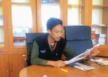 Kabel Semrawut Mengancam Keselamatan Masyarakat, Kadis Perkim Balam Diminta Diganti