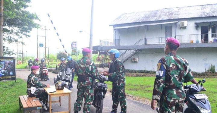 Tingkatkan Kedisiplinan Prajurit, Anggota Provost dan Staf Intel Yonif 9 Marinir Gelar Operasi Gaktib