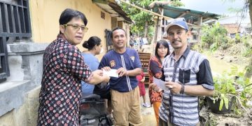 Taring Lampung Bantu Korban Terdampak Banjir di Kota Bandar Lampung