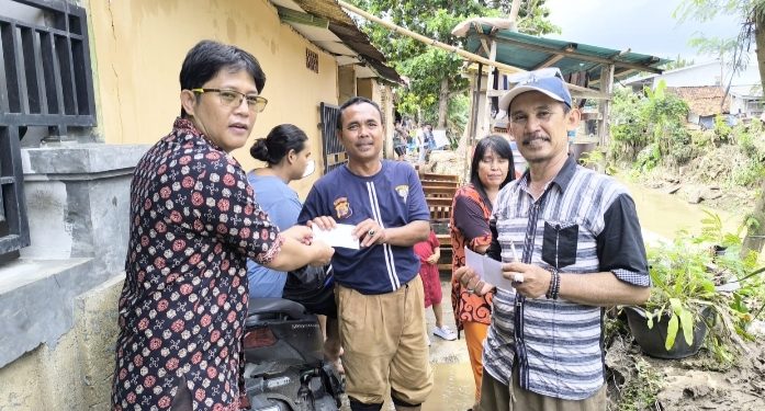 Taring Lampung Bantu Korban Terdampak Banjir di Kota Bandar Lampung