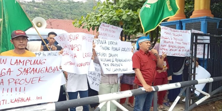 PEMATANG dan KERAMAT Lakukan Aksi Damai, Kepala BPPW Lampung Nyumput