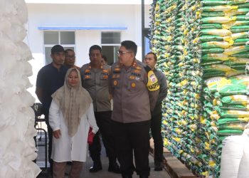 Kapolres Lampung Selatan Pastikan Ketersediaan Sembako Jelang Ramadan di Gudang Bulog Aman