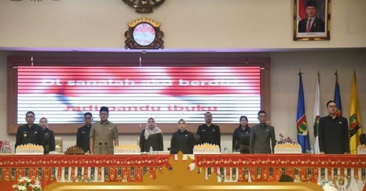 Rapat Paripurna DPRD Provinsi Lampung Pembicaraan Tingkat Dua Dalam Rangka Laporan Panitia Khusus LHP BPK Perwakilan Provinsi Lampung 